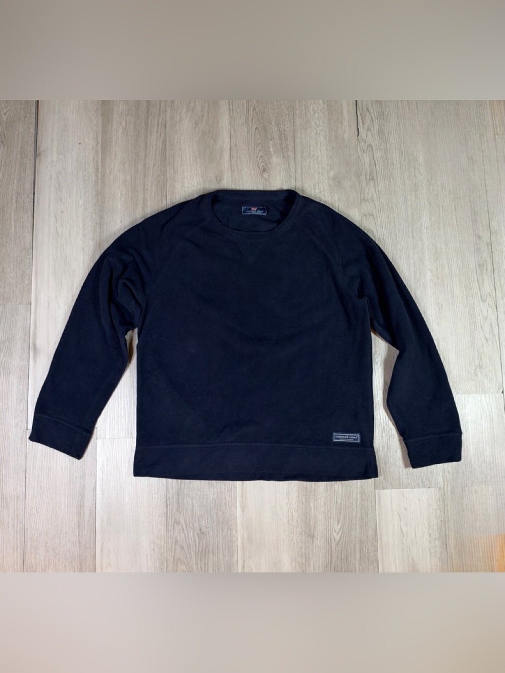 Vineyard Vines Men’s Navy Blue Crew Neck Fleece Pullover Sweatshirt Logo Size M.